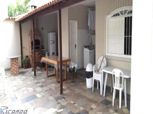 Imagem 12: Casa À Venda com 5 Suítes na Praia do Morro, Guarapari Es