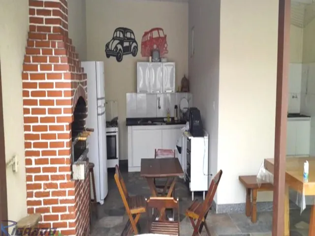 Imagem 6: Casa À Venda com 5 Suítes na Praia do Morro, Guarapari Es