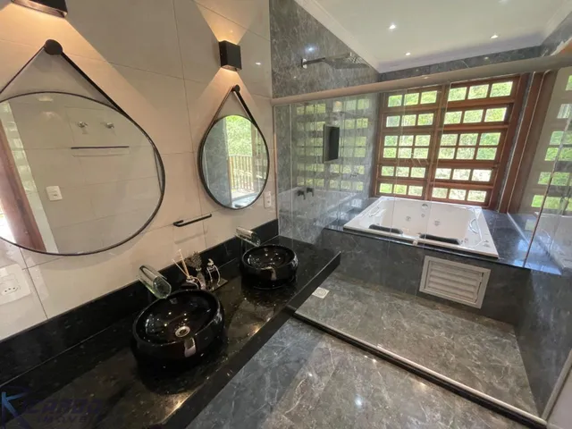 Imagem 6: Casa Duplex de Alto Padrão À Venda em Buenos Aires, Guarapari - Es