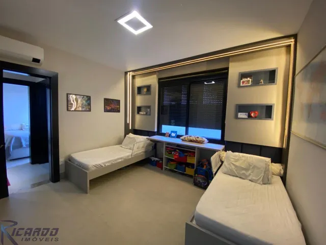 Imagem 7: Venha Se Encantar com Esta Maravilhosa Casa Linear À Venda no Prestigiado Condomínio Alphaville Jacuhy, em Serra - Es