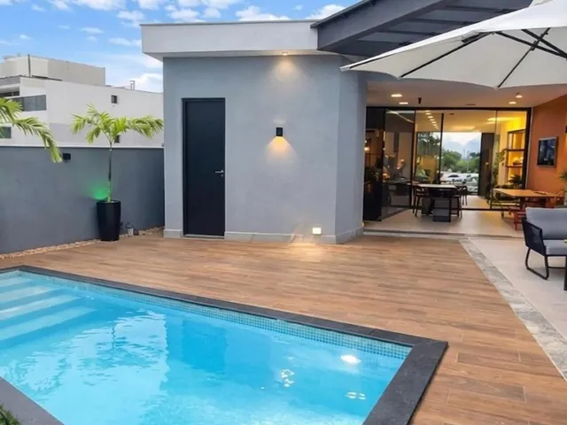Imagem 3: Venha Se Encantar com Esta Maravilhosa Casa Linear À Venda no Prestigiado Condomínio Alphaville Jacuhy, em Serra - Es