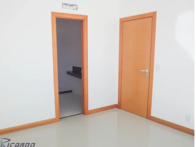 Imagem 15: Apartamento de 4 Suítes À Venda, Frente Mar da Praia de Bacutia, Enseada Azul, Guarapari - Es