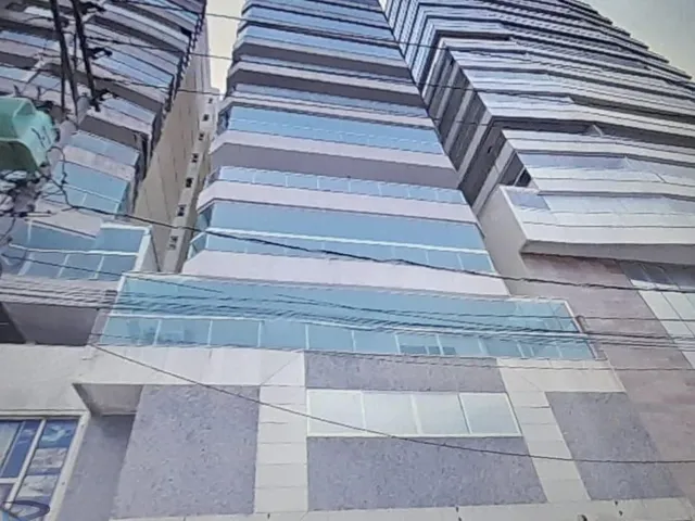 Imagem: Apartamento de Frente para a Praia À Venda