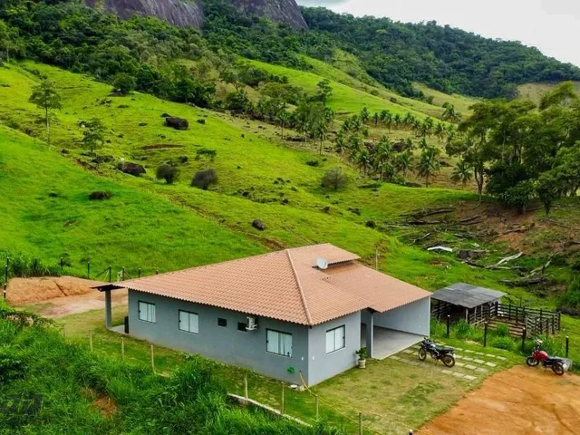 Imagem: Sítio À Venda com Casa de 3 Quartos, Área