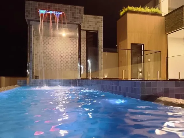 Imagem 13: Casa de Altíssimo Padrão À Venda no Condomínio Jardins Veneza, Vila Velha - Es