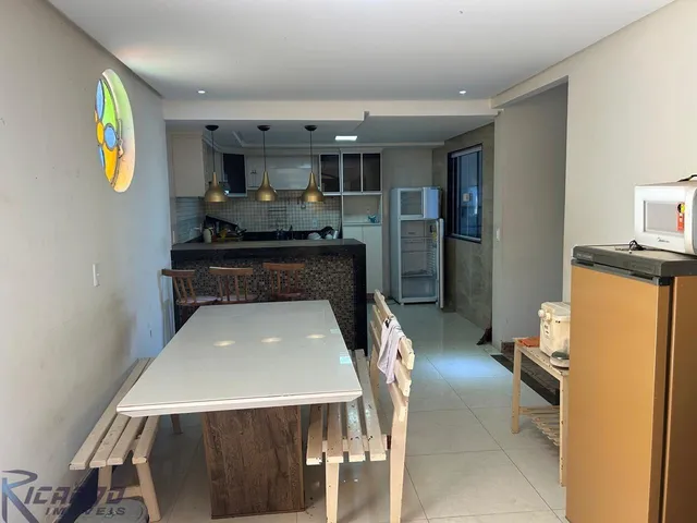 Imagem 15: Casa Ampla, Lugar Tranquilo e Valorizado! Perto da Praia Costa Azul. Oportunidade!
