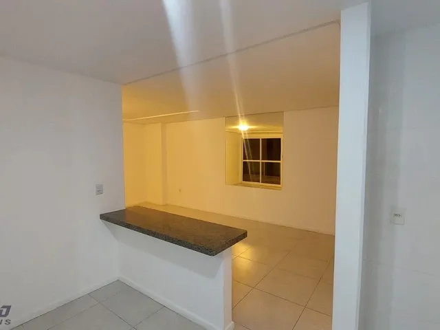 Imagem 3: Apartamento para Vendar em Guarapari, Enseada Azul, nas Praias de Bacutia e Peracanga