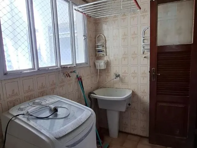 Imagem 2: Apartamento À Venda no Centro de Guarapari-Es: 2 Quartos, 1 Sala, 2 Banheiros, 89M² de Área. Venha Conferir!