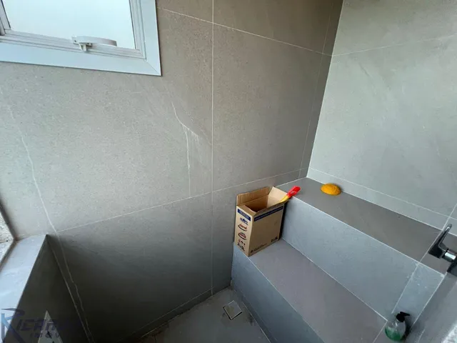 Imagem 15: Cobertura de Luxo na Praia do Morro em Guarapari-Es: 03 Quartos, 03 Suítes, 01 Sala, 05 Banheiros, 04 Vagas de Garagem
