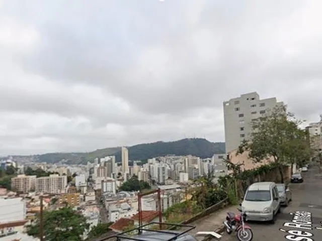 Imagem 2: Lote em Bairro Nobre no Centro de Juiz de Fora. 500 M2. Duas Frentes de Rua
