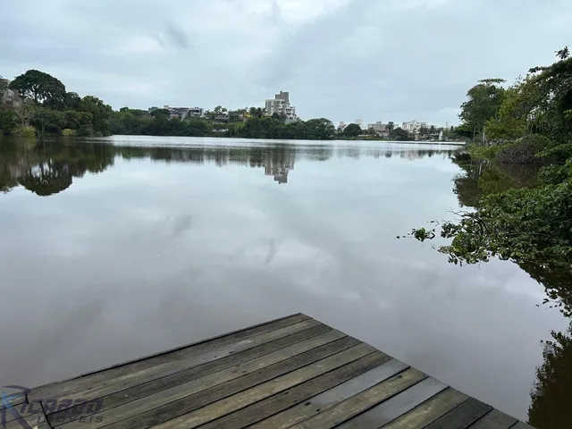 Imagem 16: Tenha Uma Lagoa no Seu Quintal! Espaço, Sossego, Valorização... Bairro Nobre e Perto da Praia de Bacutia e Peracanga