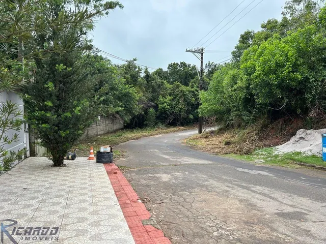 Imagem 9: Tenha Uma Lagoa no Seu Quintal! Espaço, Sossego, Valorização... Bairro Nobre e Perto da Praia de Bacutia e Peracanga