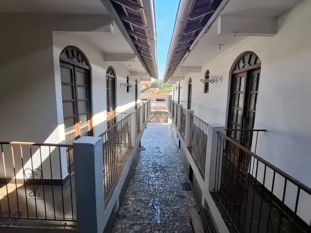 Imagem 7: Imperdível Oportunidade: Casa À Venda em Guarapari-Es, no Bairro Meaípe, com 09 Quartos, 4 Suítes e 240M² de Área!