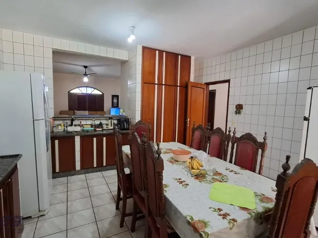Imagem 8: Imperdível! Casa À Venda em Guarapari-Es, Enseada Azul: 3 Quartos, 1 Suíte, 2 Salas, 4 Banheiros, 2 Vagas, 330M²