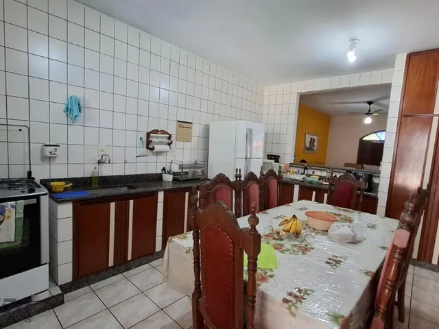 Imagem 14: Imperdível! Casa À Venda em Guarapari-Es, Enseada Azul: 3 Quartos, 1 Suíte, 2 Salas, 4 Banheiros, 2 Vagas, 330M²