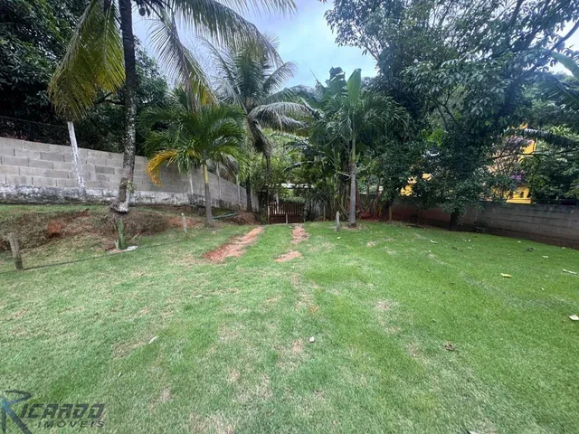 Imagem 2: Chácara À Venda com Casa Duplex, Área de Lazer Completa em Cachoeirinha, Guarapari Es