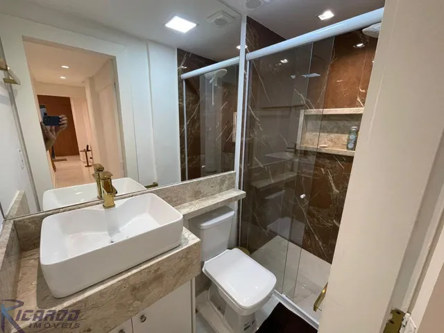 Imagem 4: Apartamento 3 Quartos À Venda de Frente para o Mar das Castanheiras, Centro de Guarapari-Es