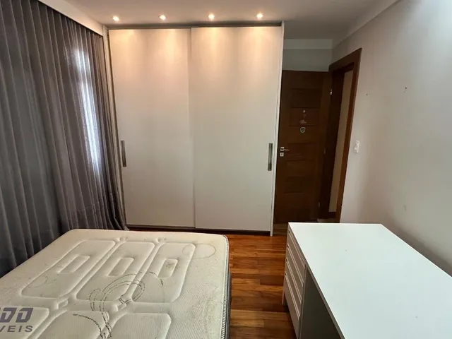 Imagem 2: Apartamento À Venda de Frente para o Mar da Praia do Morro, Composto de 3 Quartos, Área de Lazer e Acabamento Premium