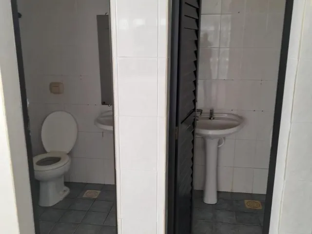 Imagem 5: Apartamento À Venda de Frente para o Mar da Praia do Morro, Composto de 3 Quartos, Área de Lazer e Acabamento Premium