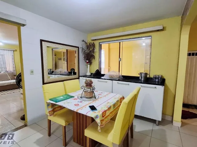Imagem 16: Imperdível Casa À Venda em Guarapari-Es, Bairro Meaípe: 5 Quartos, 2 Suítes, 3 Salas, 5 Banheiros, 252M² de Área