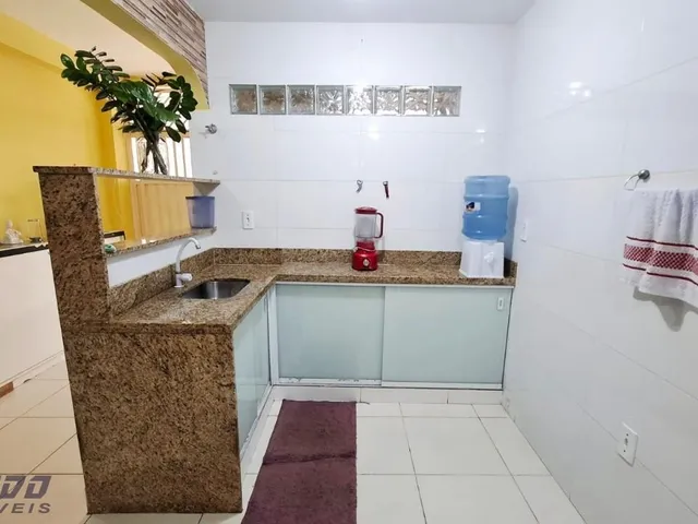 Imagem 4: Imperdível Casa À Venda em Guarapari-Es, Bairro Meaípe: 5 Quartos, 2 Suítes, 3 Salas, 5 Banheiros, 252M² de Área