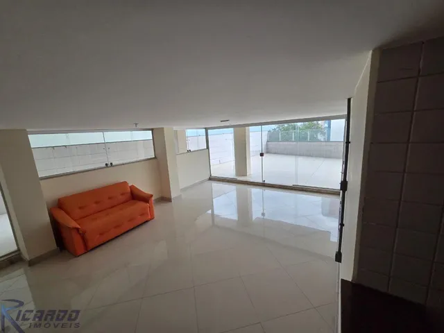 Imagem 2: Apartamento de 3 Quartos À Venda de Frente para o Mar da Praia das Castanheiras, Centro, Guarapari Es