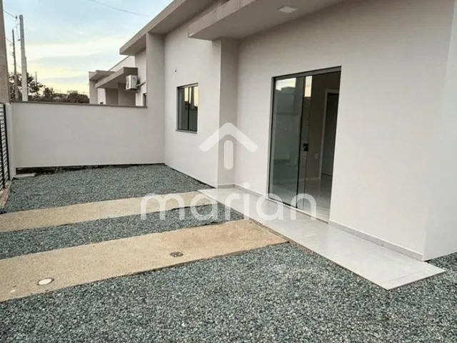 Imagem: Casa Geminada com 2 Quartos para Locação