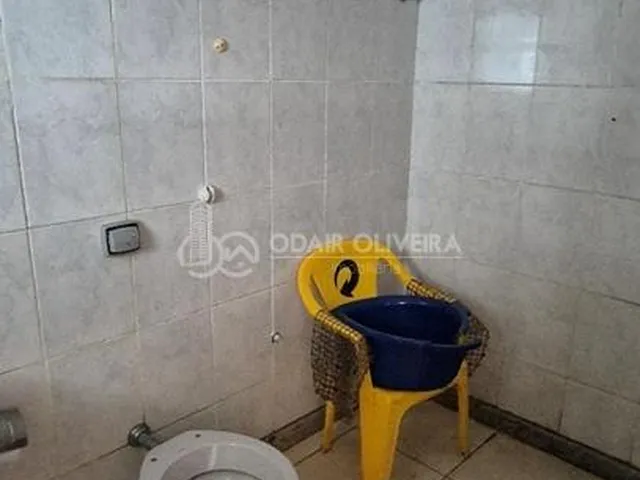 Imagem 9: Sobrado a Venda com 487M de Construção no Bairro Penha, Passos - Mg