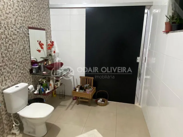 Imagem 5: Casa com Suíte À Venda no Bairro Penha II em Passos - Mg