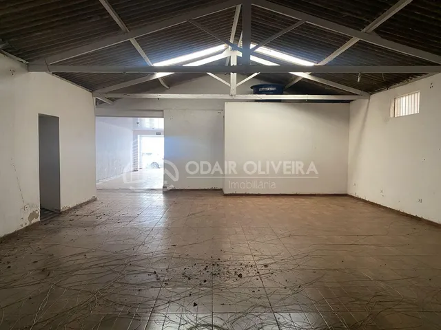 Imagem: Comodo Comercial na Rua Barão de Passos