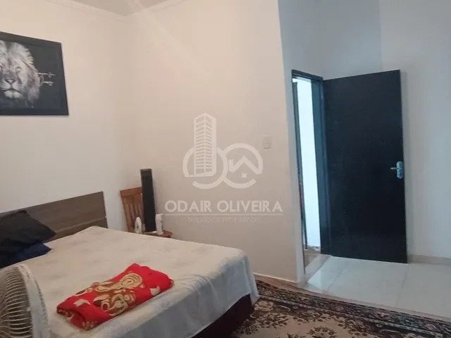 Imagem 8: Casa a Venda com 3 Quartos Sendo 1 Suíte , a Menos de 10 Minutos da santa Casa