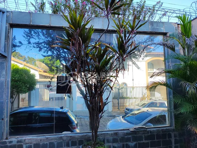 Imagem: Casa a Venda com 2 Suítes e Garagem Coberta