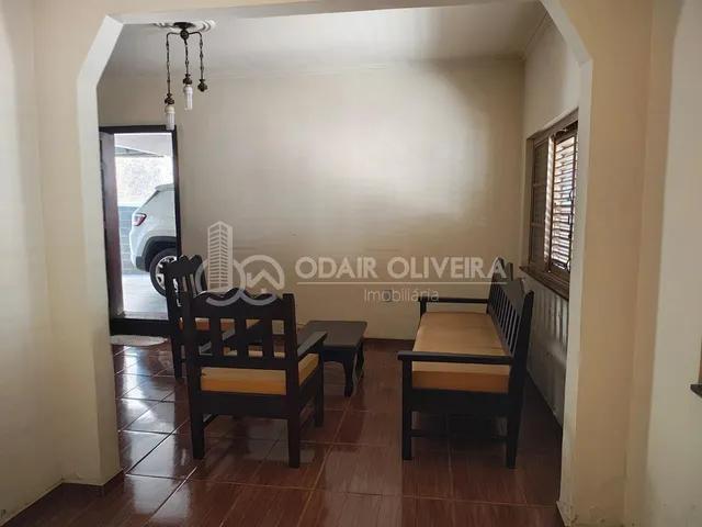 Imagem 10: Casa a Venda com 2 Suítes e Garagem Coberta no Centro, Passos - Mg