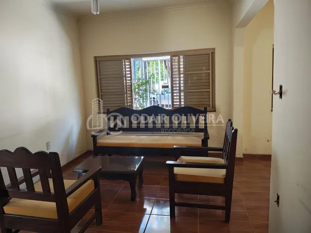 Imagem 16: Casa a Venda com 2 Suítes e Garagem Coberta no Centro, Passos - Mg