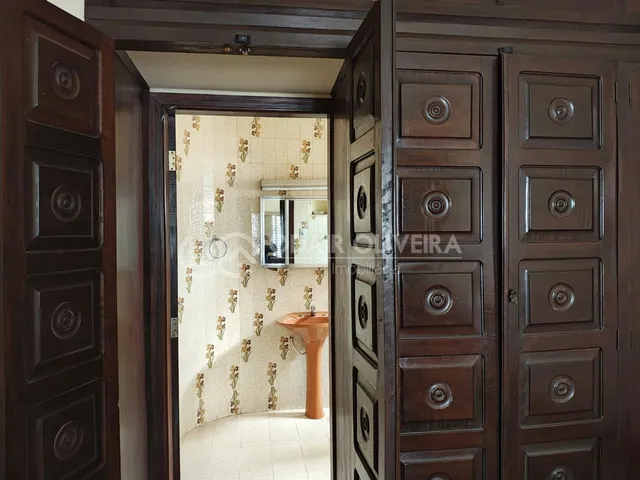 Imagem 13: Casa a Venda com 2 Suítes e Garagem Coberta no Centro, Passos - Mg