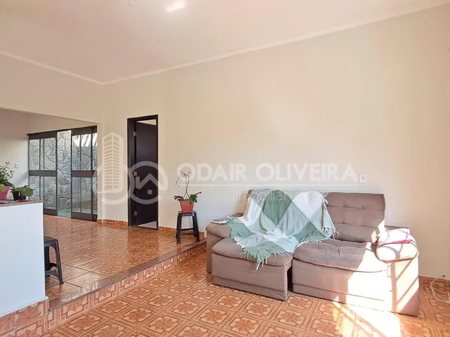 Imagem 11: Casa Disponivel, Venda e Locação no Bairro Maria Parreira em Itau de Minas - Mg