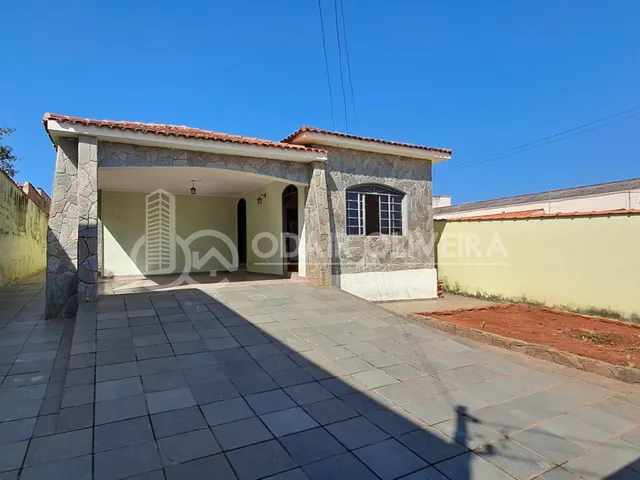 Imagem 14: Casa Disponivel, Venda e Locação no Bairro Maria Parreira em Itau de Minas - Mg