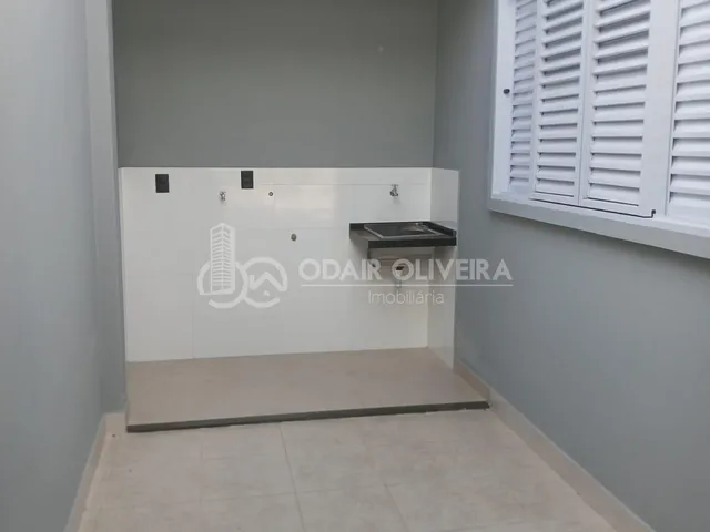 Imagem 3: Casa a Venda com 3 Dormitorios no Parque das Aroeiras - Passos - Mg