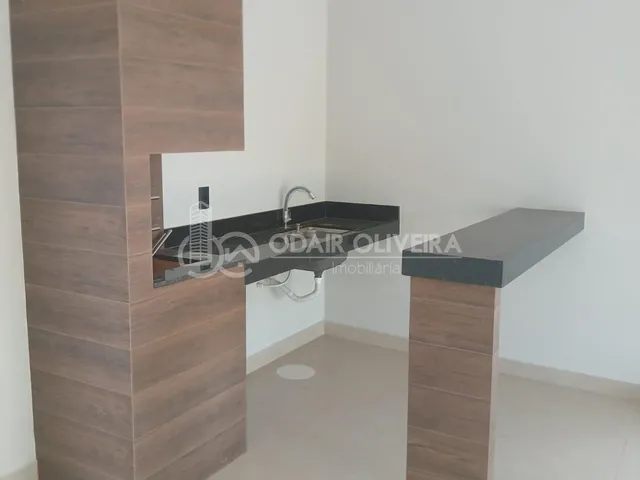 Imagem 4: Casa a Venda com 3 Dormitorios no Parque das Aroeiras - Passos - Mg