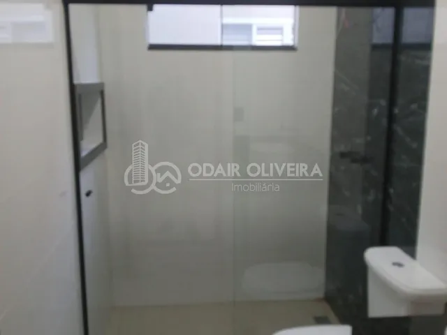 Imagem 13: Casa a Venda com 3 Dormitorios no Parque das Aroeiras - Passos - Mg