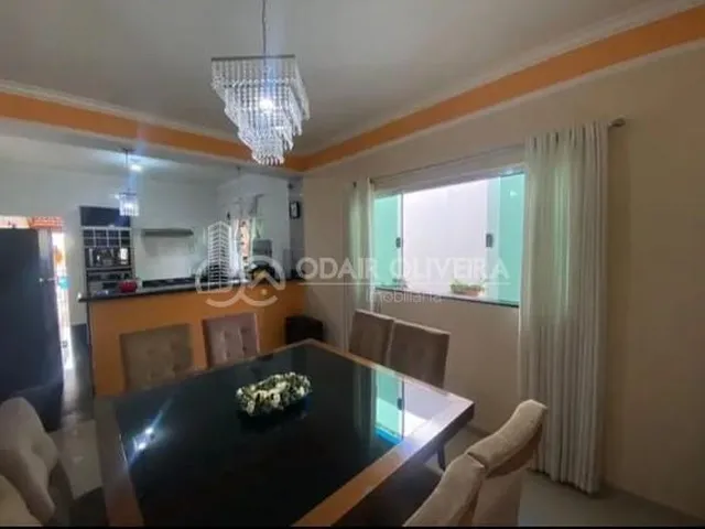 Imagem 4: Casa a Venda com 3 Dormitorios Sendo 1 Suíte no Bairro Vila Rica, Passos - Mg
