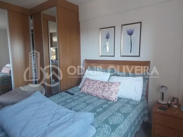 Imagem 9: Apartamento no Centro com Armários Embutidos, Dois Quartos e Uma Suíte