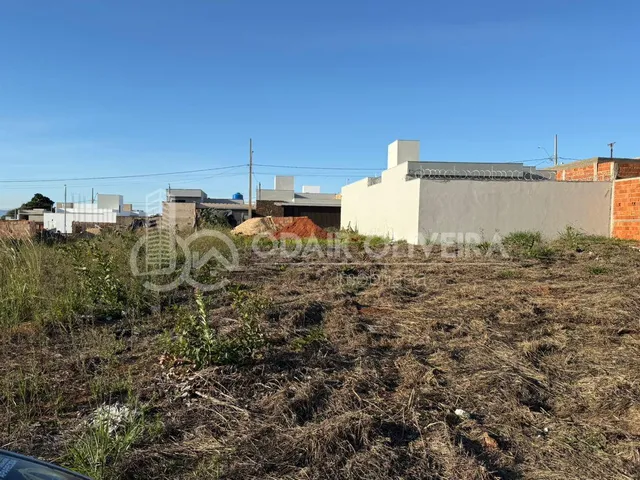 Imagem: Lote de 250M a Venda no Bairro Vilagio D´italia