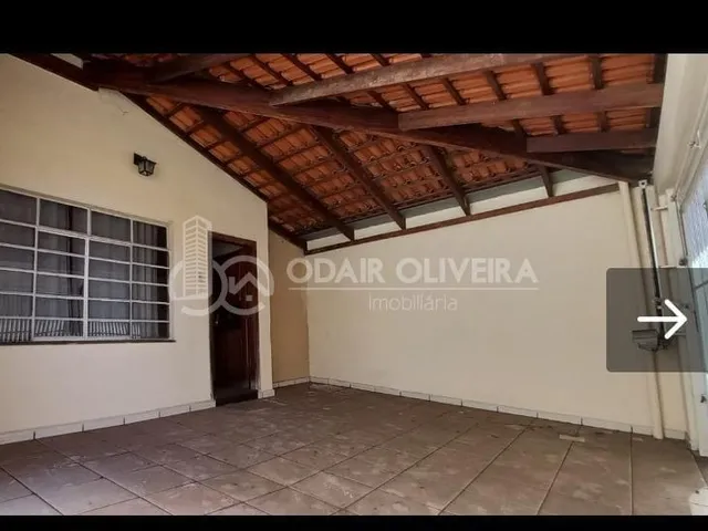 Imagem 5: Casa a Venda com 4 Dormitorios, Garagem para 2 Veiculos no Centro, Passos - Mg