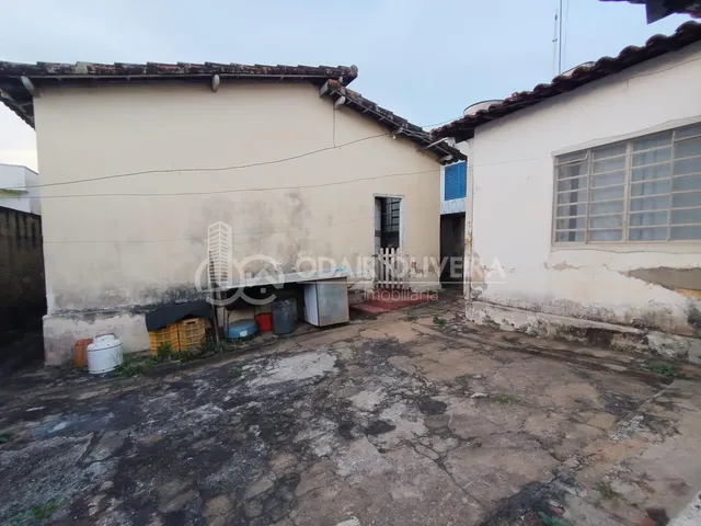 Imagem 4: Casa a Venda com 4 Dormitorios, Garagem para 2 Veiculos no Centro, Passos - Mg