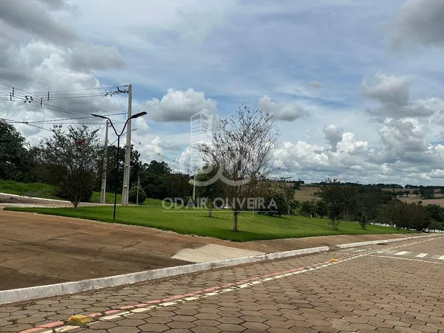 Imagem 12: Terreno de 1000M Á Venda , Condominio Granville, Passos - Mg