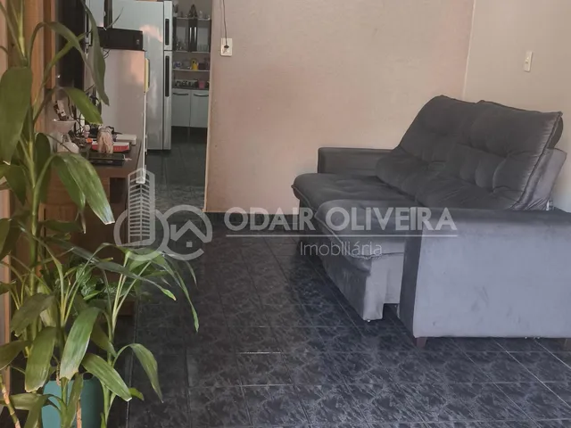 Imagem: Vende Casa no Bairro Califórnia, Próxima