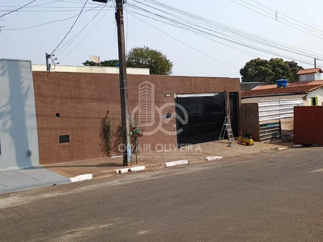 Imagem: Casa com 3 Dormitorios a Venda no Bairro
