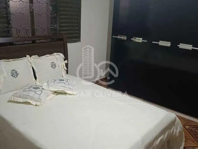 Imagem 5: Casa com 3 Dormitórios Sendo 1 Suíte a Venda no Jardim santa Luzia Passos - Mg