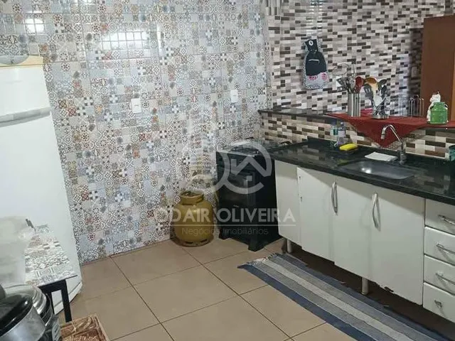 Imagem 15: Casa com 3 Dormitórios Sendo 1 Suíte a Venda no Jardim santa Luzia Passos - Mg